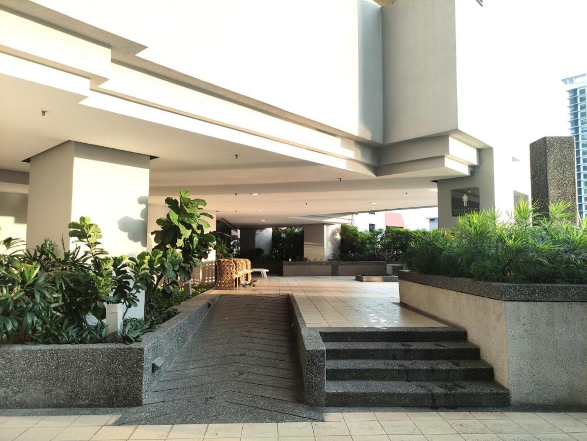 Modern Suites Kl Kuala Lumpur Esterno foto